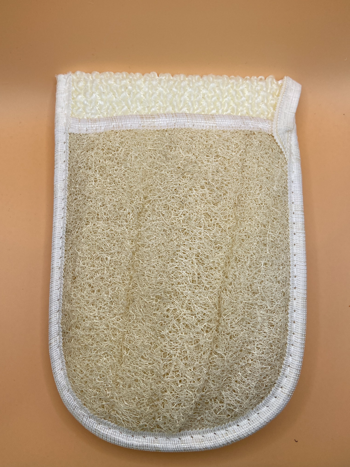 Der schöne Luffa-Duschhandschuh