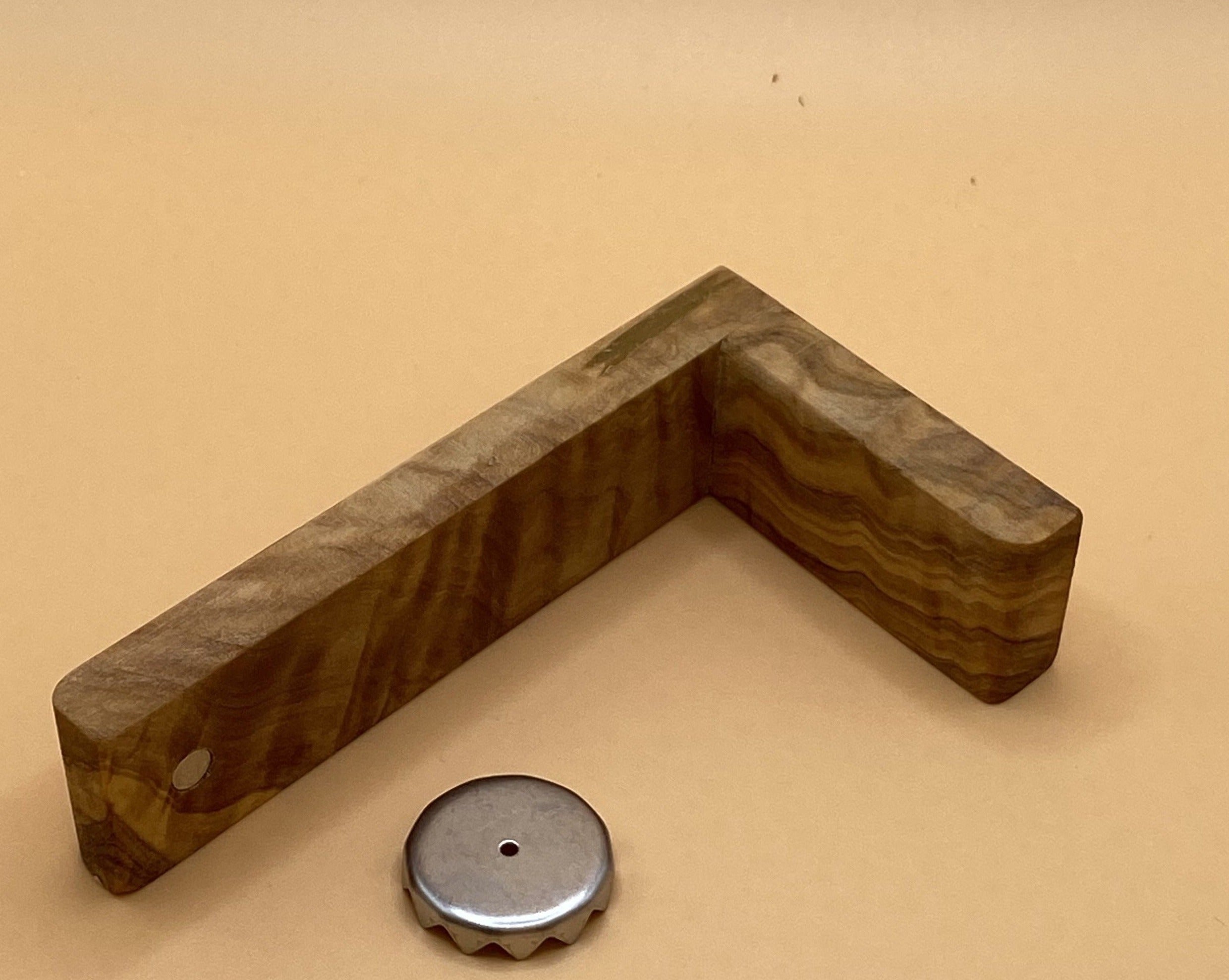Magnetic soap holder (olive wood) - large