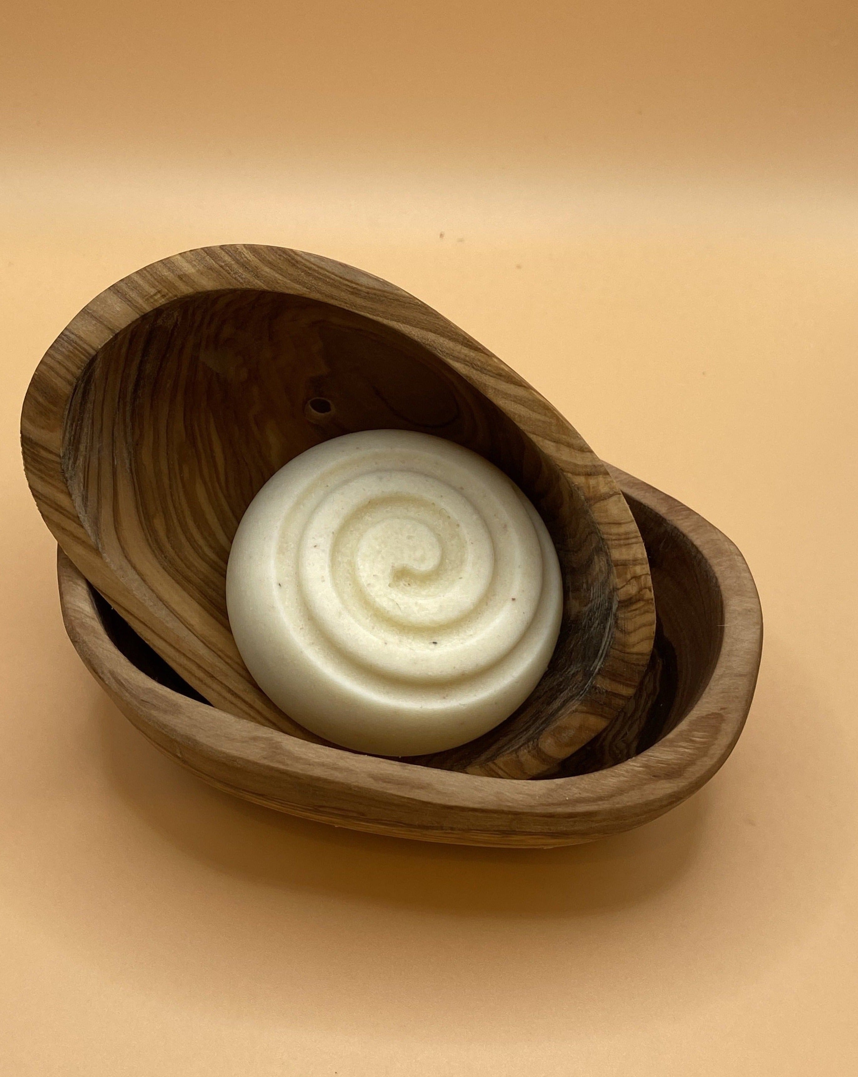 Beautiful and practical olive wood soap dish (view with a soap)