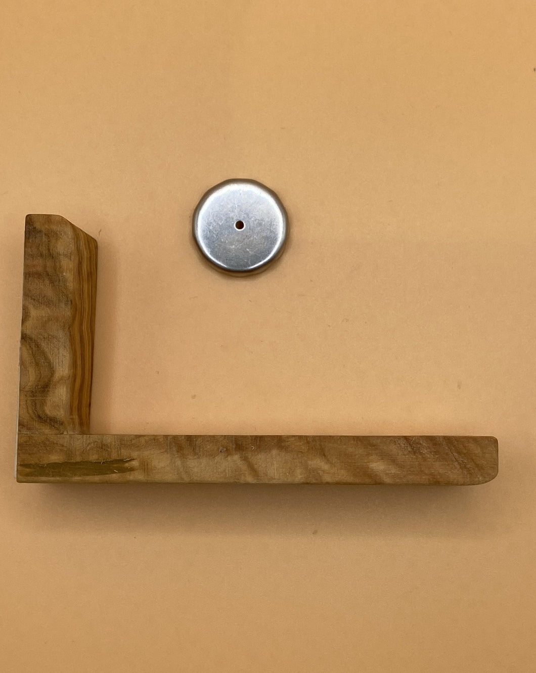 Magnetic soap holder (olive wood) - large