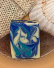 Load image into Gallery viewer, The Triology Gift Soap Set: Gone to the beach soap

