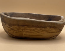 Load image into Gallery viewer, Beautiful and practical olive wood soap dish (side view)
